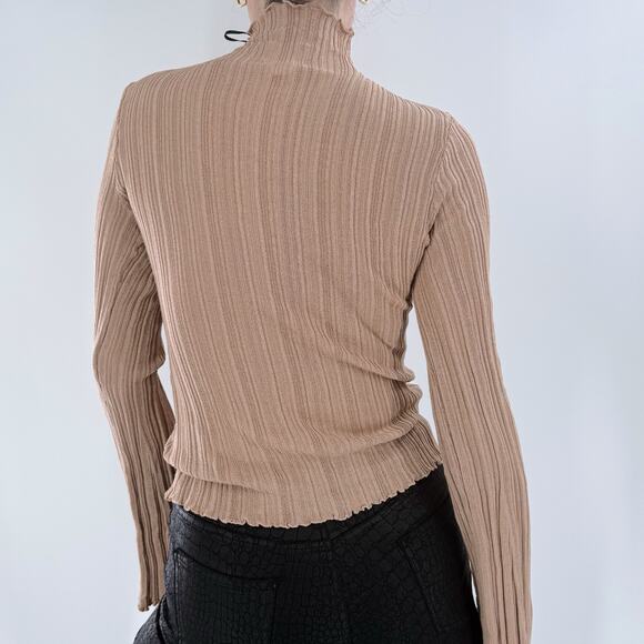H&M Tan Ribbed Boho Bell Sleeve Long Sleeve Turtleneck Top Size Medium - Picture 4 of 4